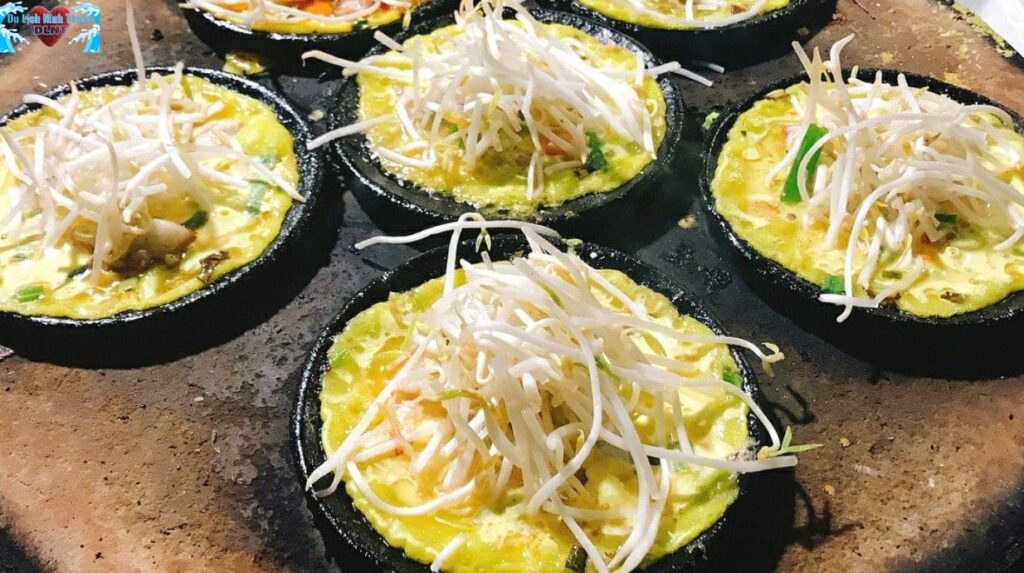 Bánh xèo Ninh Thuận giòn rụm